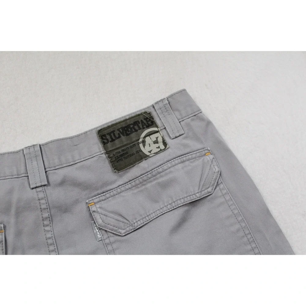 Levis waist 19